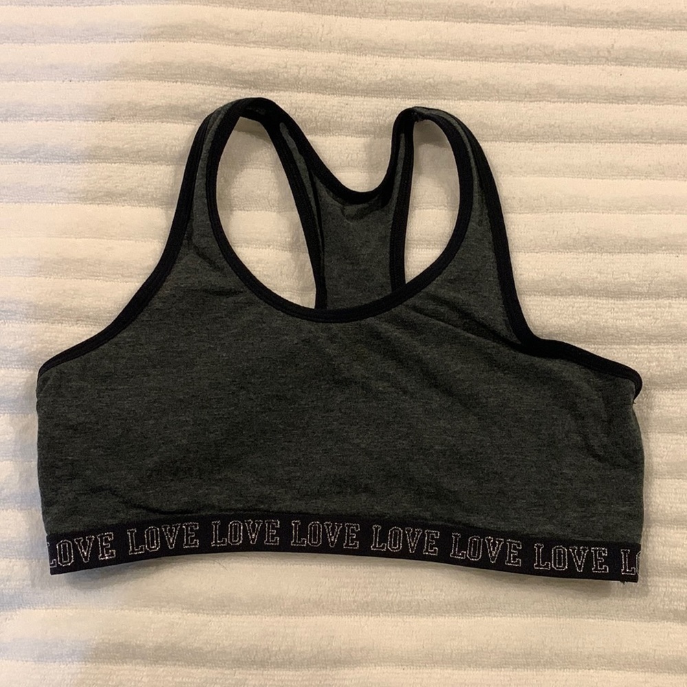 Girls Gray Sport Bra. Size XL.​​​​​​​​​​​​​​​
